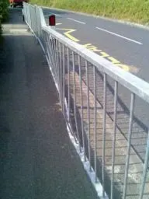 Pedestrian safety barrier