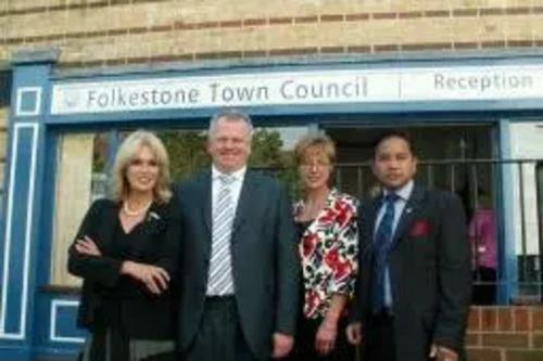 Joanna Lumley, Peter Carroll, Lynne Beaumont and dhan Gurung outside Folkestone Town Council offices